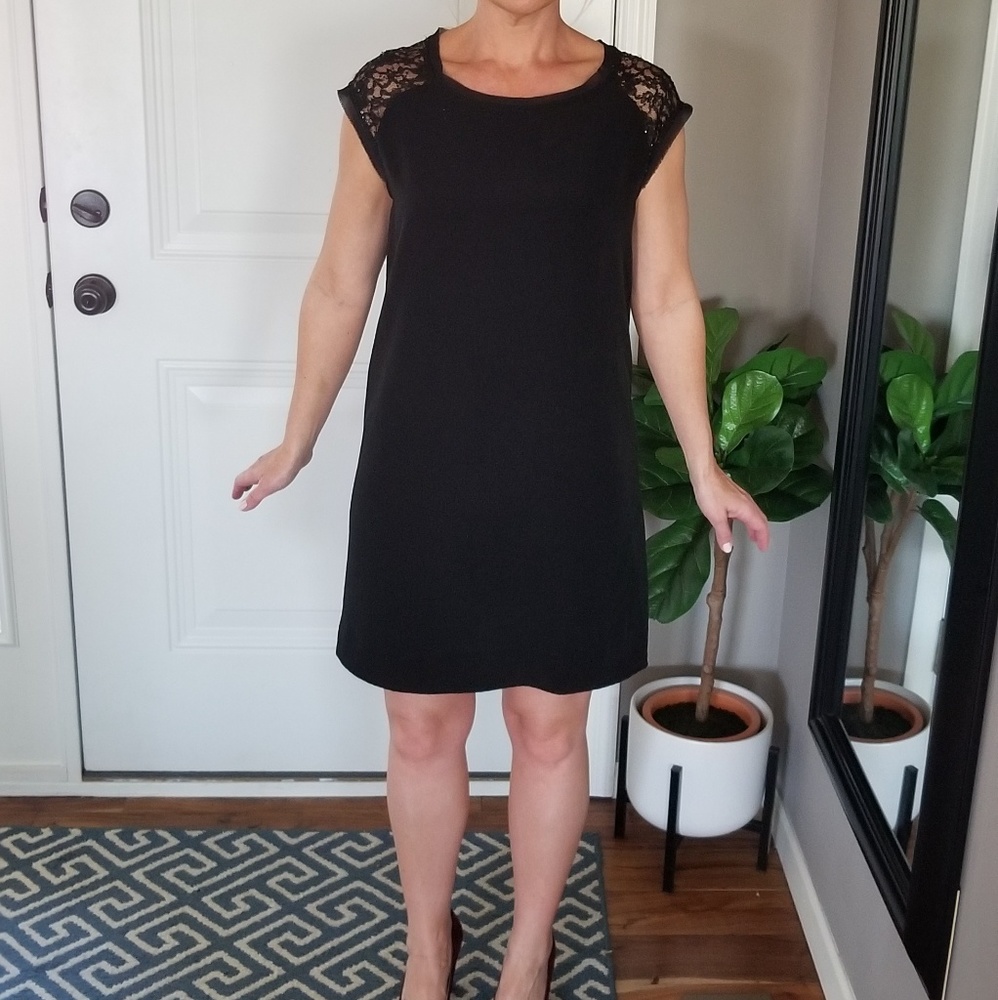 Black dress with pretty lace and sequins sleeve